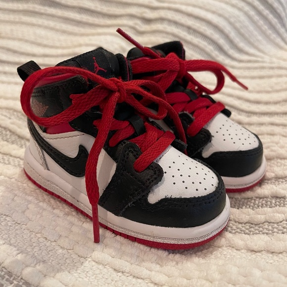 Nike Other - Nike Air Jordan1 Mid infant